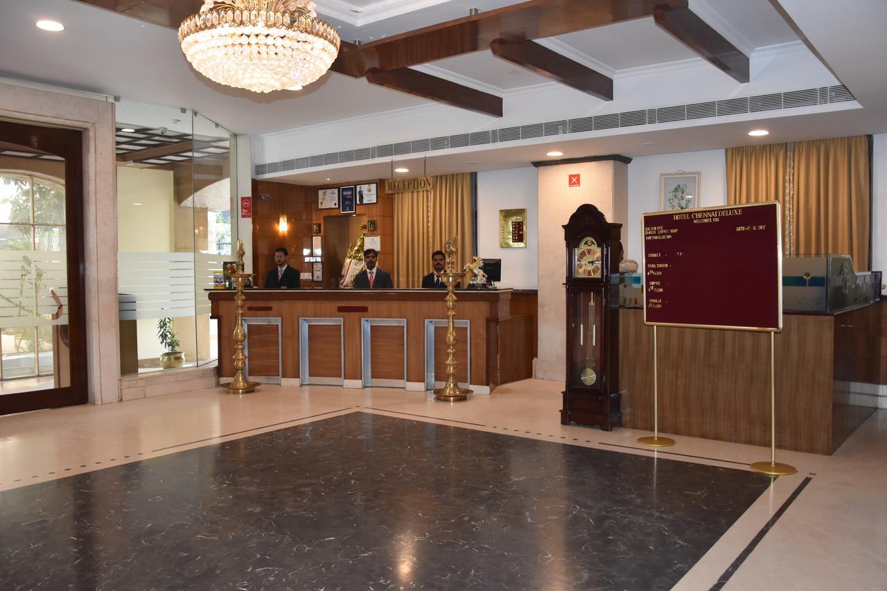 Ulo Chennai Deluxe Hotel Exterior foto